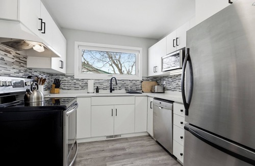 Birds Hill House | Renovated East St. Paul Home | 3 Bed | 1 Bath |