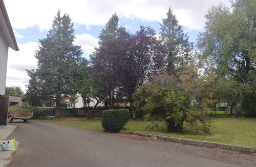 Cogna House | Renovated family home set in greenery in the heart of the Jura, rated 3 * CDTJ.