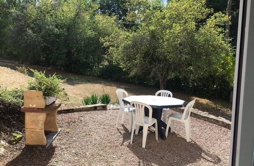 Vauclaix Cottage | Renovated farmhouse