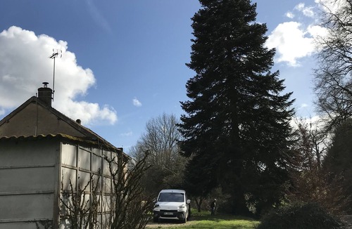 Vauclaix Cottage | Renovated farmhouse