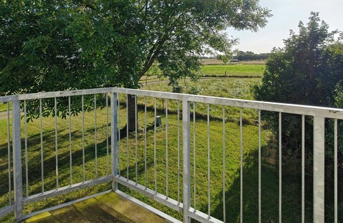 Barrit House | Renovated farmhouse with starry sky views