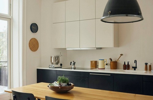 Frederiksberg C Apartment | Renovated flat from 1896 near the Lakes