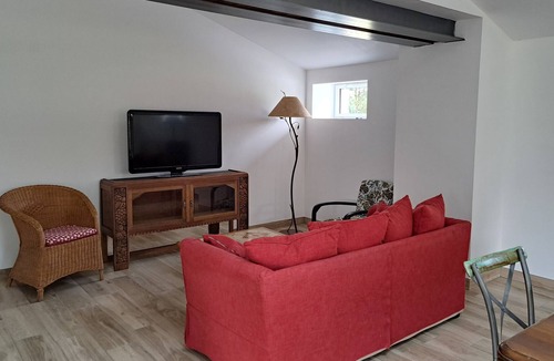Val de Gatine House | Renovated former sheepfold in the countryside with swimming pool
