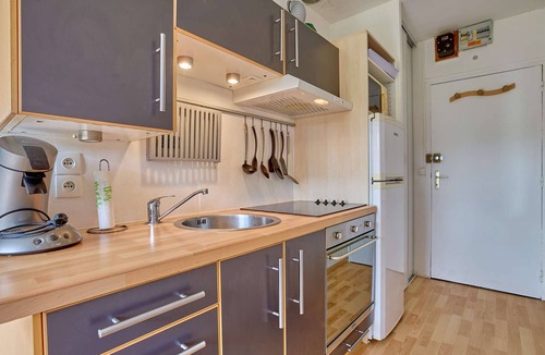 Barbotan-les-Thermes Apartment | Renovated studio for 2, near Lake Uby, pets allowed, parking