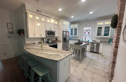 Cape Charles House | Renovated Gem: Walk to Beach, Historic District Shops, Restaurants, Central Park