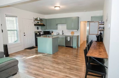 Fort Worth House | Renovated Getaway Near Downtown