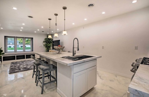 Griffith House | Renovated Griffith Family Home in Chicagoland Area