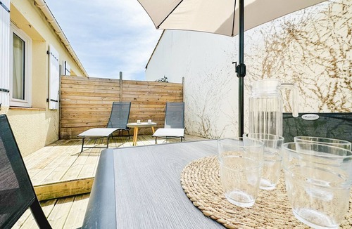 Les Sables d'Olonne Ski Chalet | Renovated house and tastefully decorated in La Chaume