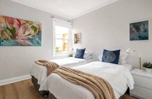 Manly Apartment | Renovated Harbourfront Home With Harbour Views