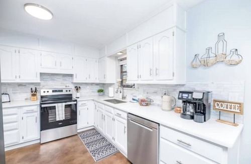 Wichita Falls House | Renovated Hidden Gem SW WF 3/1