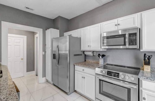 Springfield Apartment | Renovated Historic Duplex - Both Units!