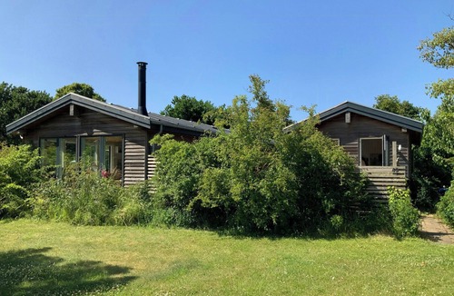 Sklskr House | Renovated holiday home with sea view on Agersø