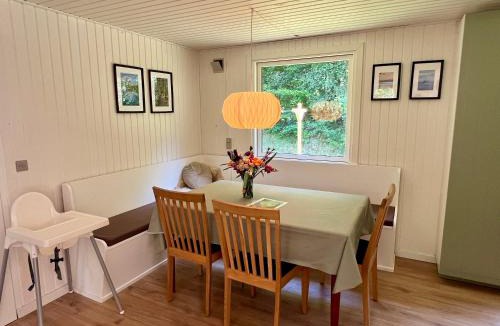 Ansager House | Renovated Holiday Home By Kvie Lake
