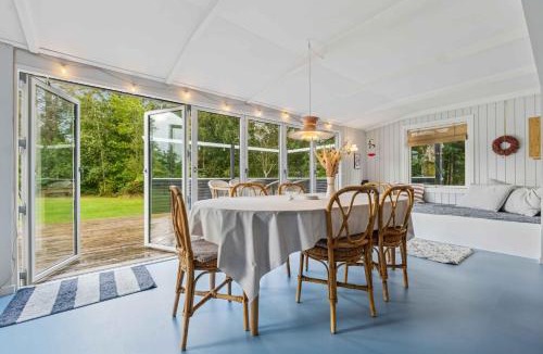 Hojslev House | Renovated Holiday Home Near Water And Nature