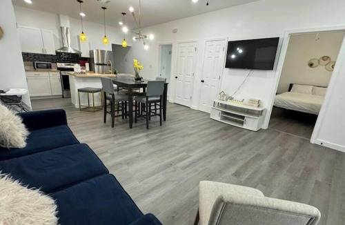 Highland Park House | Renovated home 5 min downtownn