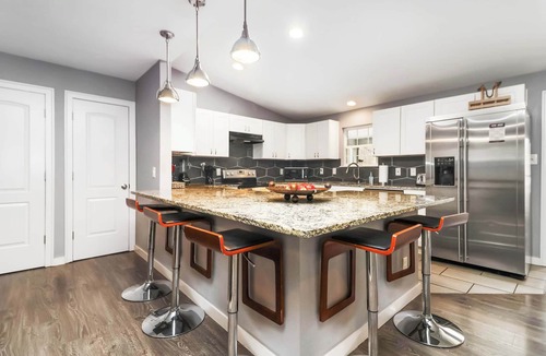 Bella Vista House | Renovated Home Sunroom, Porch Golf & Trails Nearby