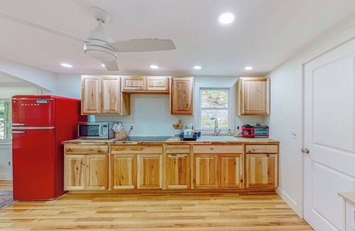 Boothbay Harbor Hotel | Renovated home with water views, - dogs okay