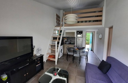 La Faute-sur-Mer House | Renovated house near beach, terrace, pets allowed