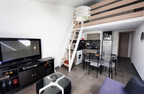 La Faute-sur-Mer House | Renovated house near beach, terrace, pets allowed