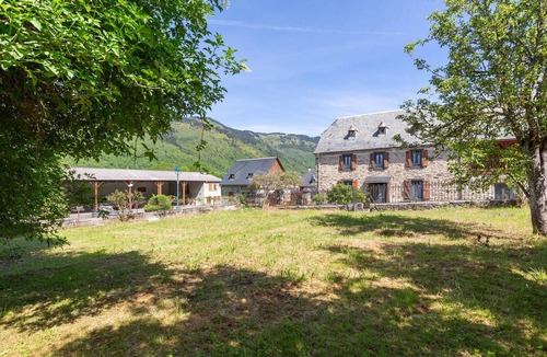Peyragudes House | Renovated house 12 ppl near Loudenvielle with Wifi and pets allowed