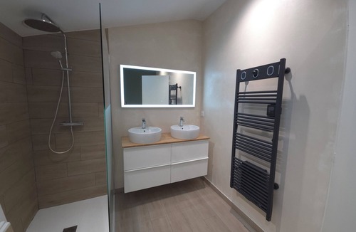 Frossay House | Renovated house