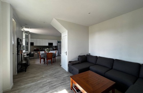 La Roche-Posay Villa | Renovated House with Garden and WIFI in La Roche-Posay