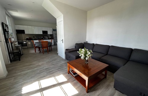 La Roche-Posay Villa | Renovated House with Garden and WIFI in La Roche-Posay