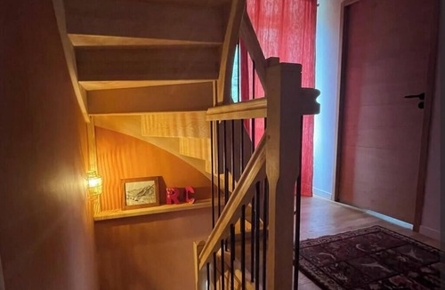 Erce House | Renovated house, pets welcome and fenced garden