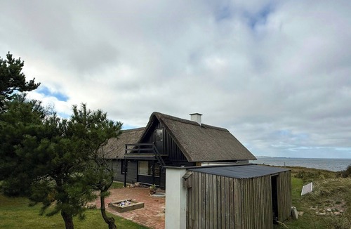 Farso House | Renovated house with panoramic fjord view