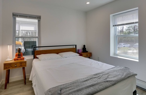 Mohegan Lake Apartment | Renovated Hudson Valley Apartment w/ Fire Pit!