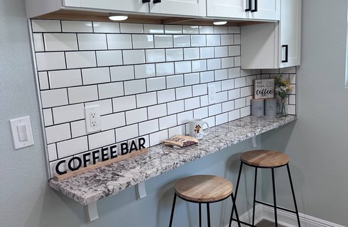 Lake Hamilton House | Renovated Lakefront Luxury Retreat by Legoland