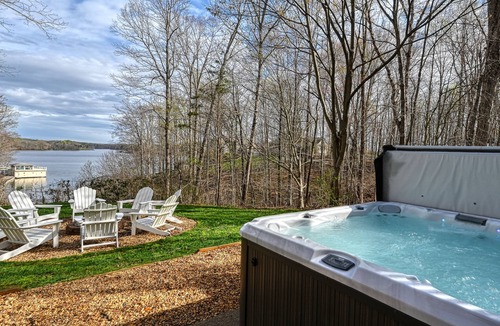 Livingston House | Renovated lakehouse with dock, hot tub, firepit & bi-level deck - dogs OK