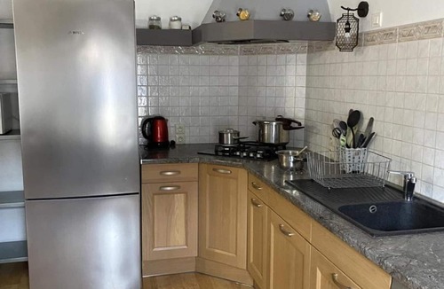Vernusse Cottage | Renovated mill with shared pool and pet-friendly