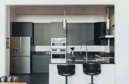 Billings House | Renovated & Modern 8 Guest Stay - Midtown Billings
