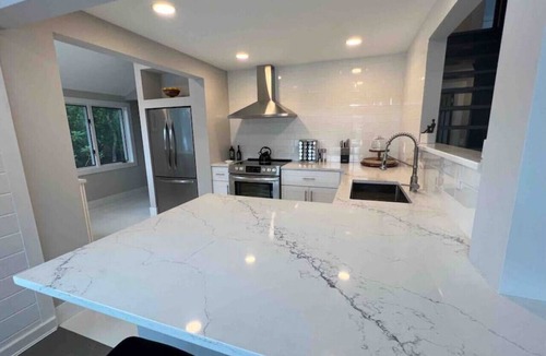 Mattituck House | Renovated North Fork Waterfront Home with Pool