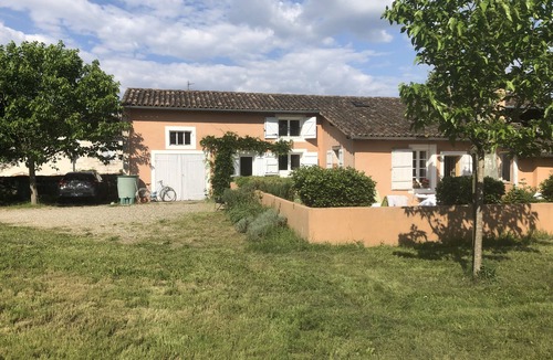 Le Pin House | Renovated old house in pretty village