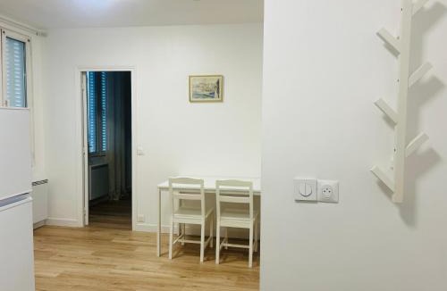 Aubervilliers Apartment | Renovated prestige apartment