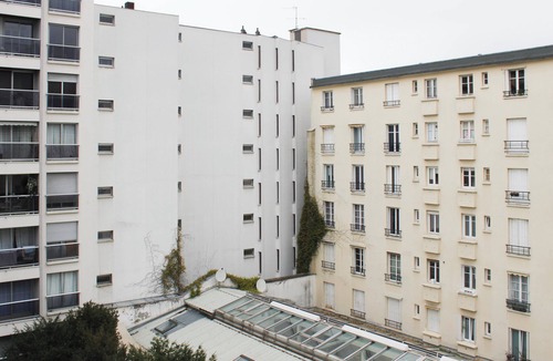 Jardin des plantes Apartment | Renovated & Quiet Studio with Elevator - Paris 5th