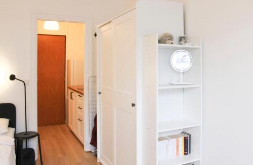 Jardin des plantes Apartment | Renovated & Quiet Studio with Elevator - Paris 5th