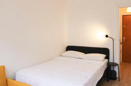 Jardin des plantes Apartment | Renovated & Quiet Studio with Elevator - Paris 5th