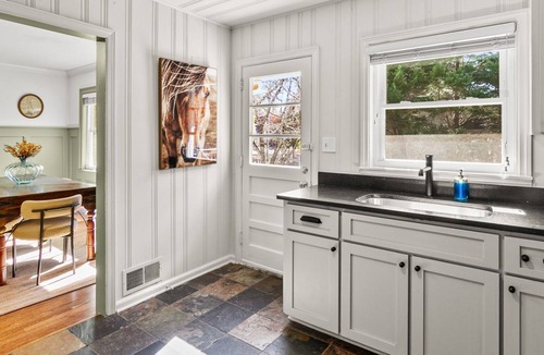 Peachtree Hills House | Renovated Ranch Retreat