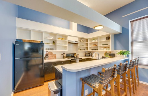 Downtown Apartment | Renovated San Marcos Vacation Rental w/Balcony!