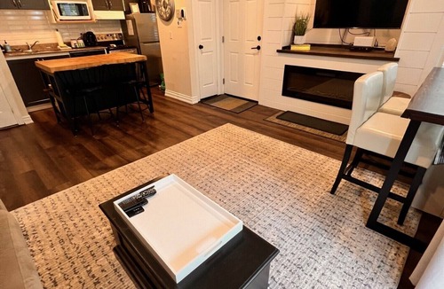 The Blue Mountains Resort | Renovated, Ski In Ski Out Corner Unit for Fun Getaway