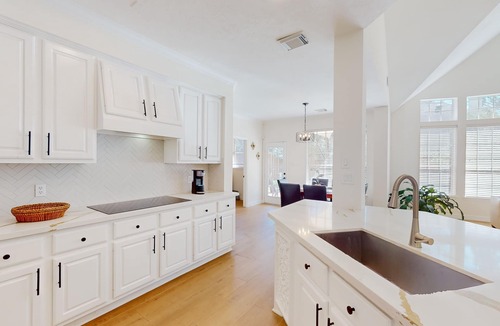 Alden Bridge House | Renovated & spacious home in a quiet neighborhood with yard & gourmet kitchen