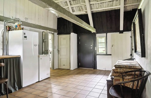 Læsø House | Renovated stable with seaweed roof on Læsø