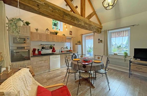 La Coulonche Cottage | Renovated stone house, pets allowed, near Bagnoles-de-l'Orne