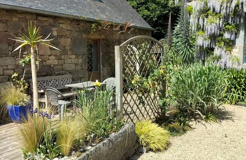 Plouzelambre House | Renovated stone house, Plouzelambre, Côtes d'Armor