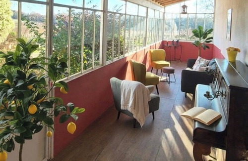 Montagne House | Renovated Stone House with Garden in the Heart of the Saint-Émilion Vineyards