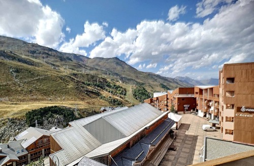 Les Bruyeres Apartment | Renovated studio for 4 pers, ski-in/ski-out