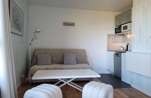 Pra Loup Apartment | Renovated studio for 4, valley view, near slopes